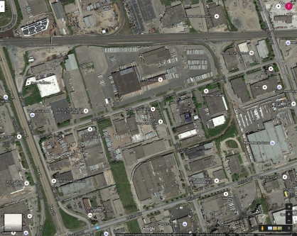 Present overview of what remains of the old CN Highbury Industrial Lead in 2016 (via Google Earth). Note that as part of the upgrading, Metrolinx re-aligned the spur at the mainline to the west, and installed a runaround nearby.